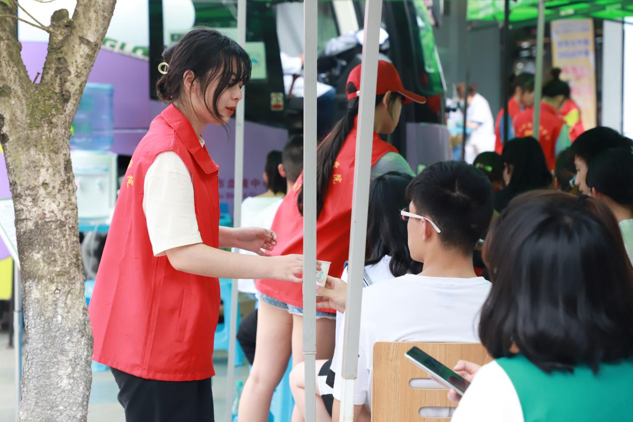 说明: IMG_7188 说明: IMG_7188