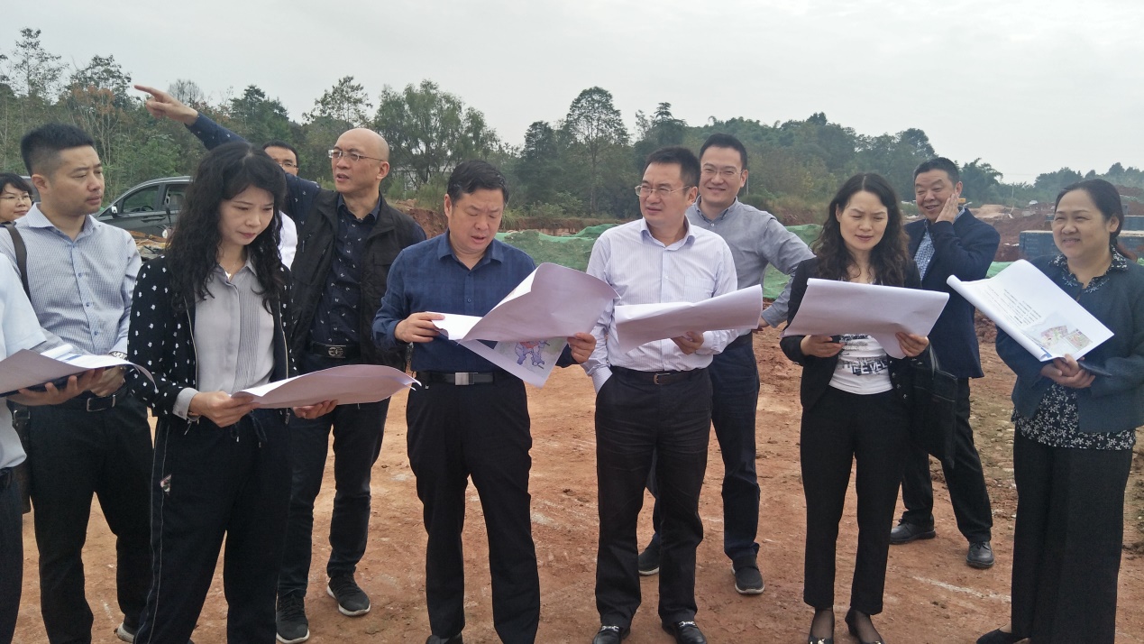 说明: C:\Users\HQ002\Desktop\基建办（立项建设）\基建项目推进2020\成都基地选址\20209030朱厅黎厅秦书记等领导到新区金家店选址\IMG20200930102742.jpg