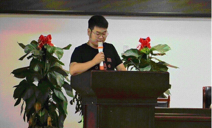 说明: IMG_7996 说明: IMG_7996