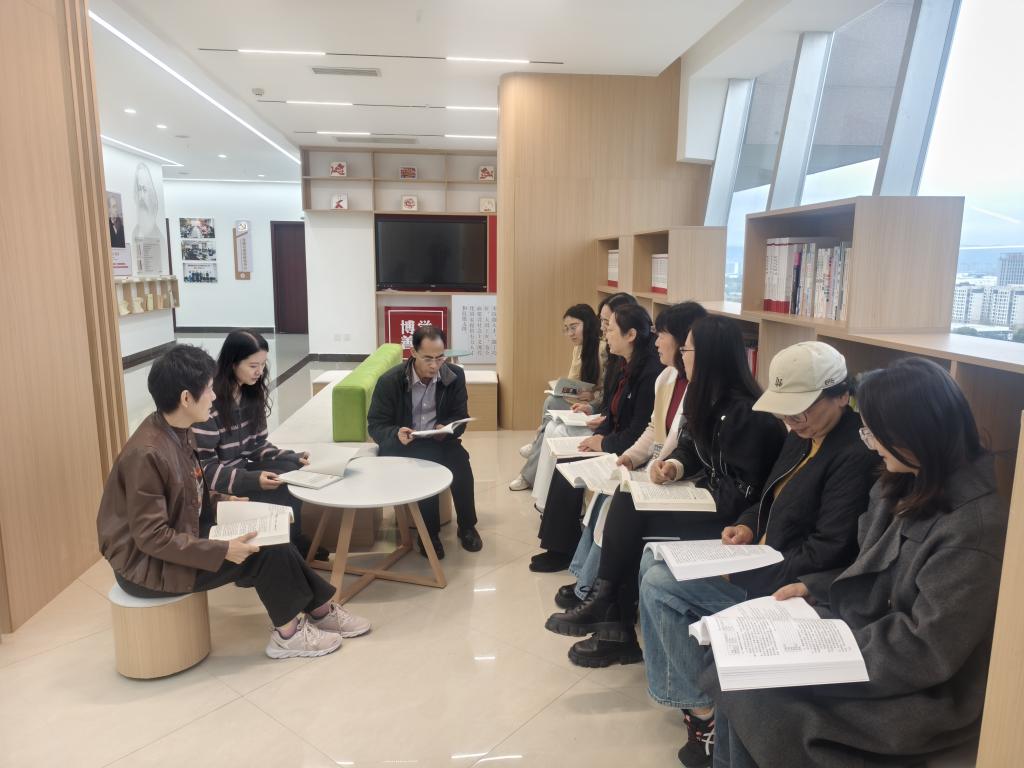 书香润初心   思想聚合力——纪监审工会党支部开展支部书记讲党课暨“读书月”活动