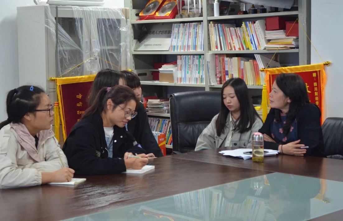 说明: C:\Users\HiteVision\Desktop\1F563037A72F3615457EFB2E6179335C.jpg