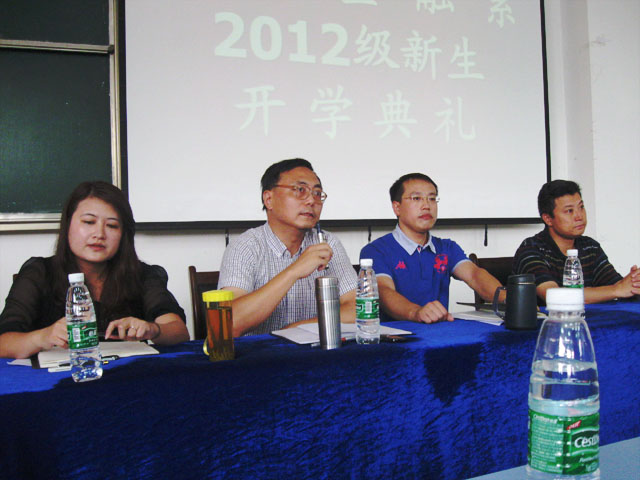 2012级新生开学典礼3(0).jpg