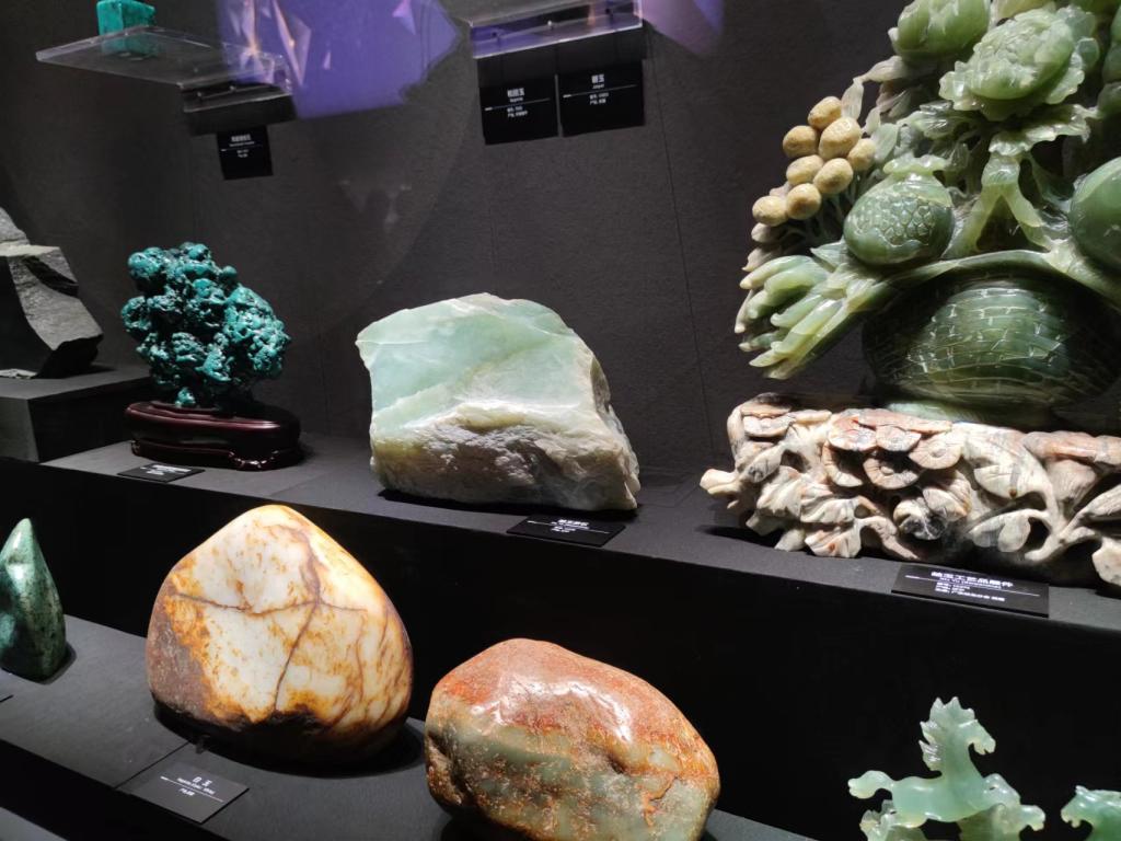 说明: C:\Users\Administrator\AppData\Local\Temp\WeChat Files\f370b1e7883f7fcaeea2781bf2f5d72.jpg